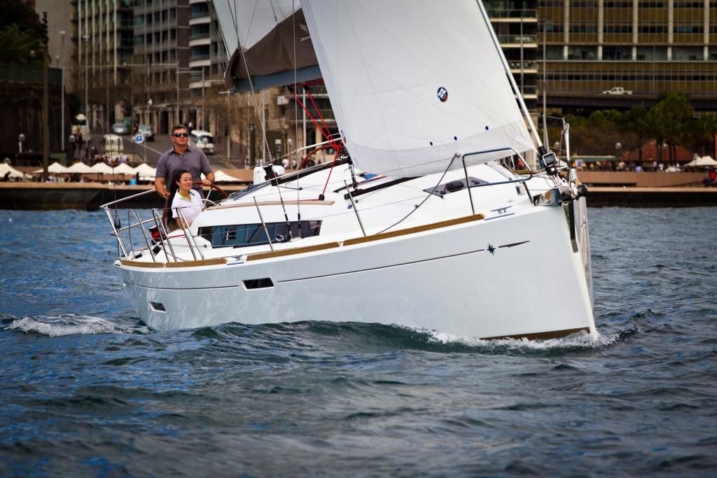 Jeanneau Sun Odyssey 379